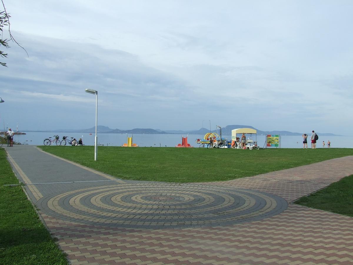 Vitorlás Nyaralóház Balatonmáriafürdő Kültér fotó